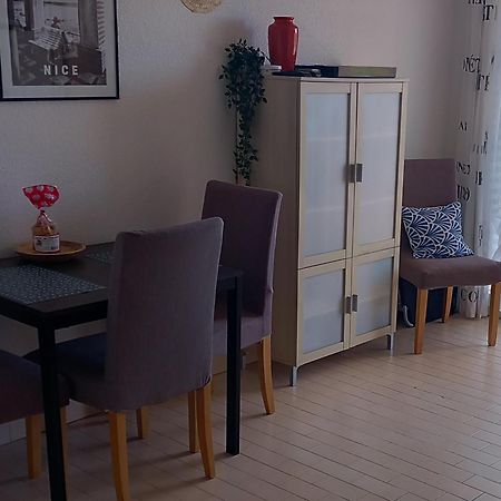 Appartement Vue Mer Piscines Parking Les Coraux Agay Plage Saint-Raphael  Ngoại thất bức ảnh